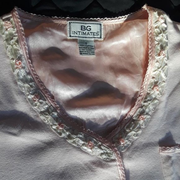 BG Initmates Pajamas Trademark of Federated Stores - Picture 1 of 3